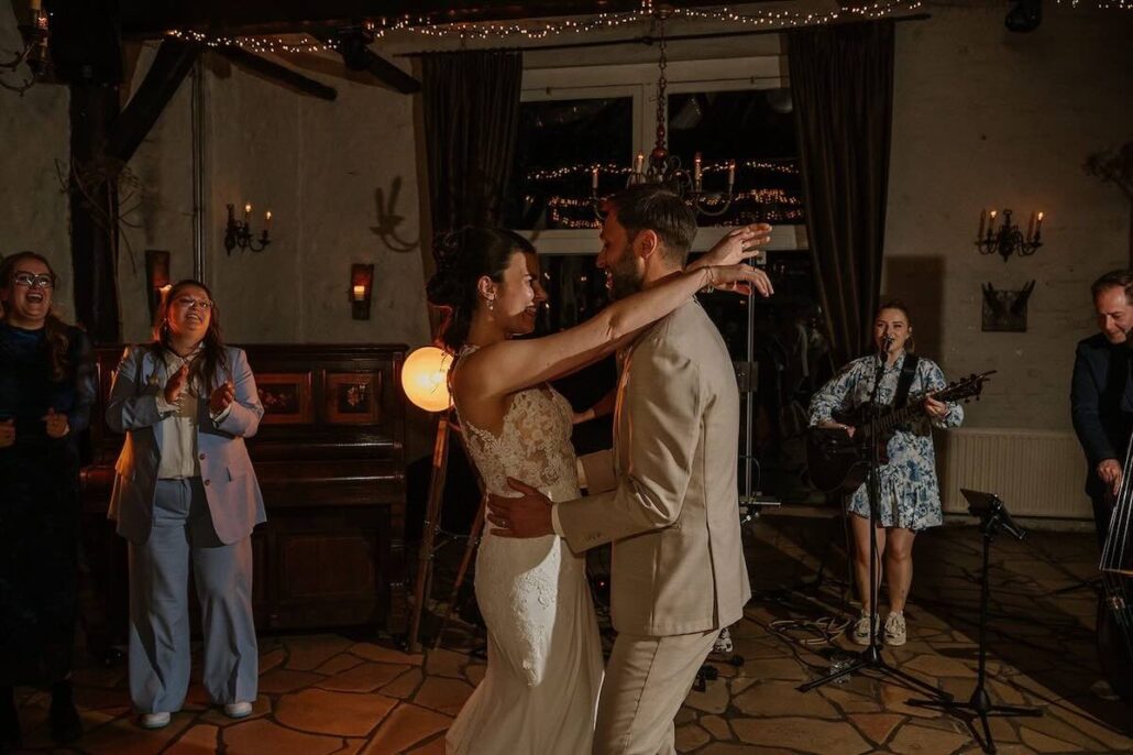 Swingende openingsdans bruiloft